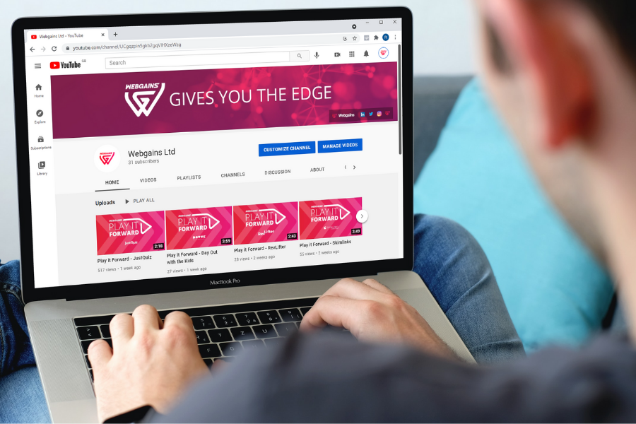 Man watching affiliate marketing videos by Webgains